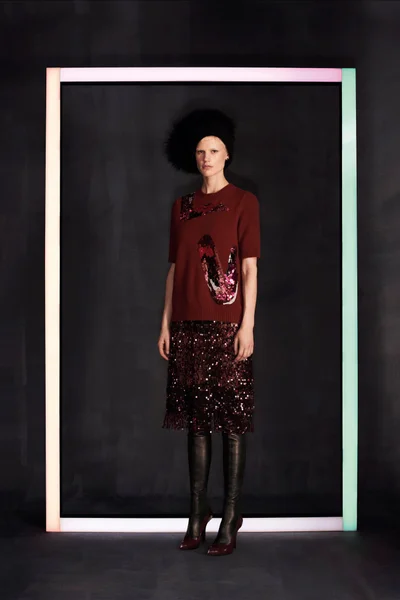 Look 18